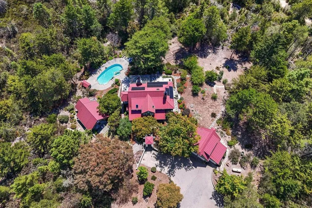 1035 Martin Road Santa Cruz, CA 95060