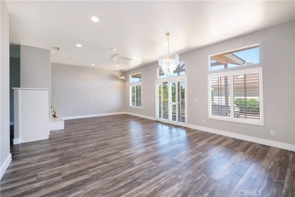 8715 Dufferin Riverside, CA 92504