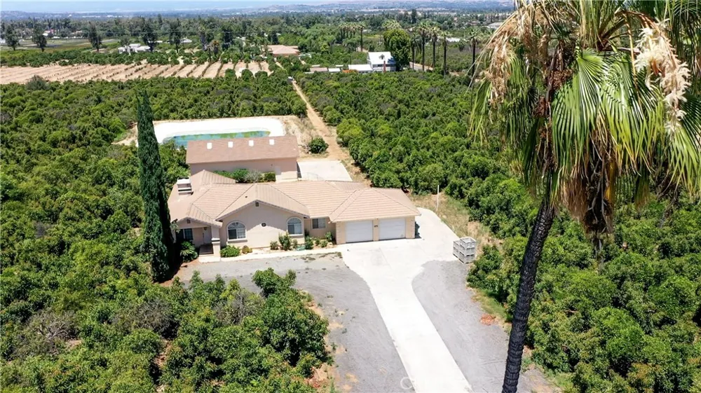 8715 Dufferin Riverside, CA 92504