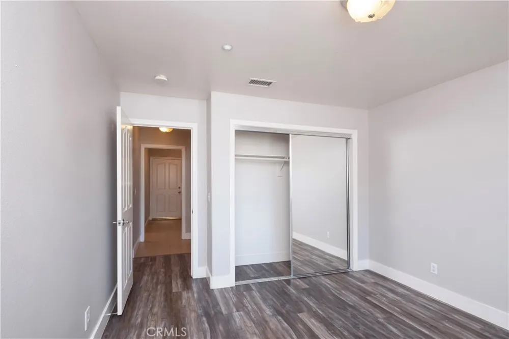 8715 Dufferin Riverside, CA 92504