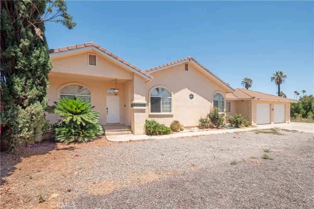 8715 Dufferin Riverside, CA 92504
