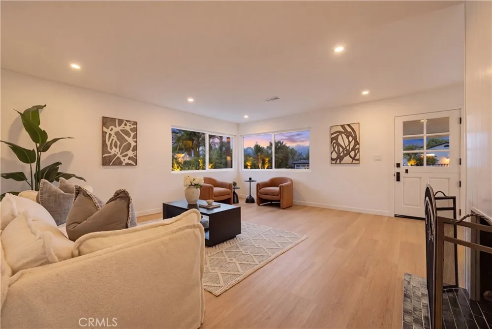 103 W Avenida Santiago San Clemente, CA 92672