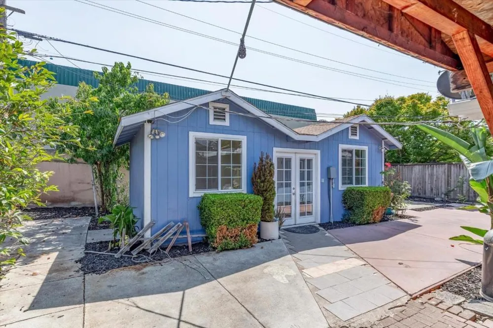 1138 Stoneylake Court Sunnyvale, CA 94089