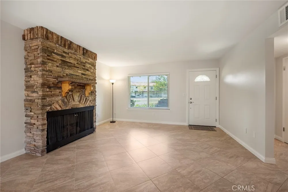 1423 Via Cortez Placentia, CA 92870