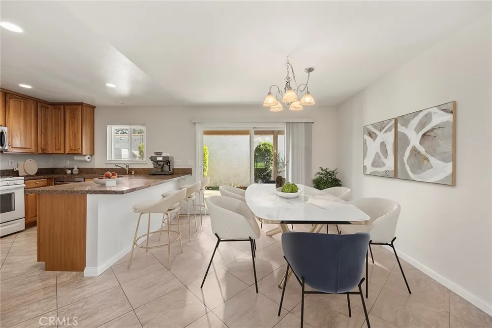 1423 Via Cortez Placentia, CA 92870