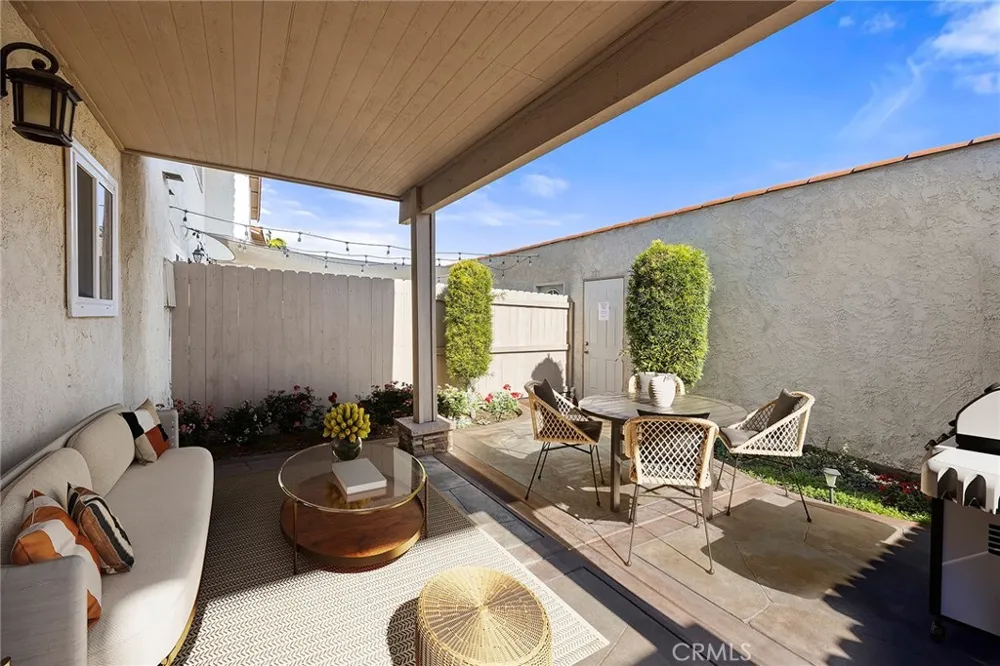 1423 Via Cortez Placentia, CA 92870