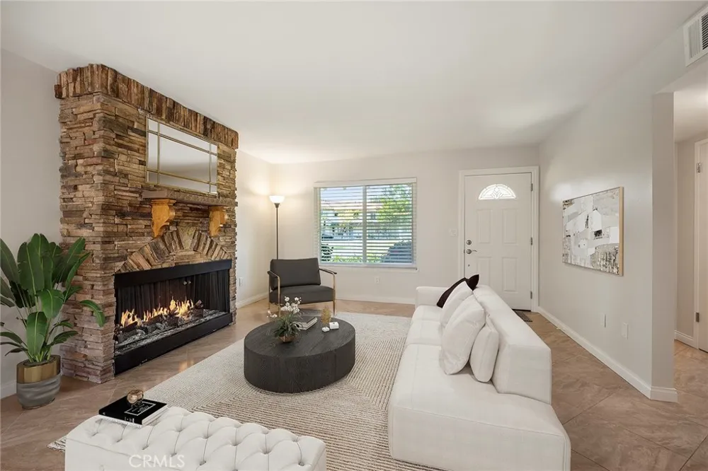 1423 Via Cortez Placentia, CA 92870
