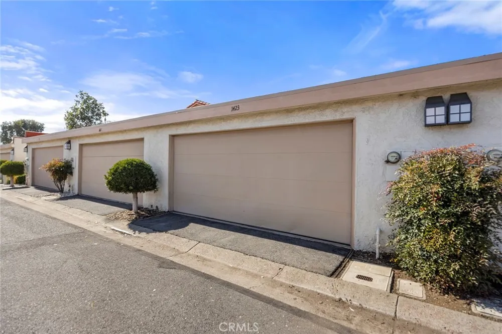 1423 Via Cortez Placentia, CA 92870