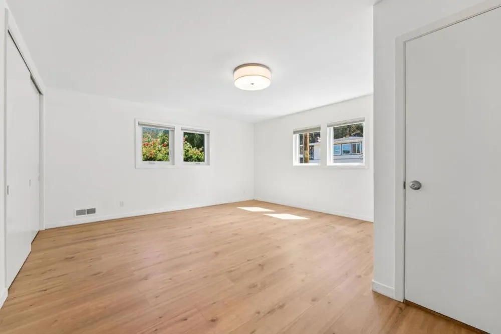 280 Angelita Avenue Pacifica, CA 94044