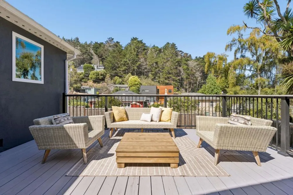 280 Angelita Avenue Pacifica, CA 94044