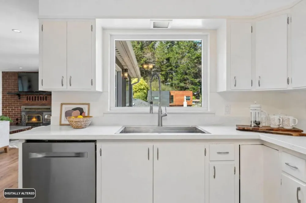280 Angelita Avenue Pacifica, CA 94044