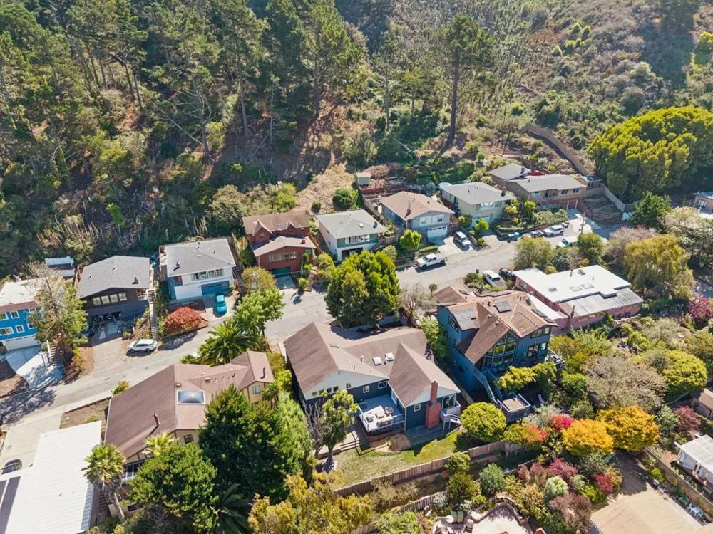 280 Angelita Avenue Pacifica, CA 94044