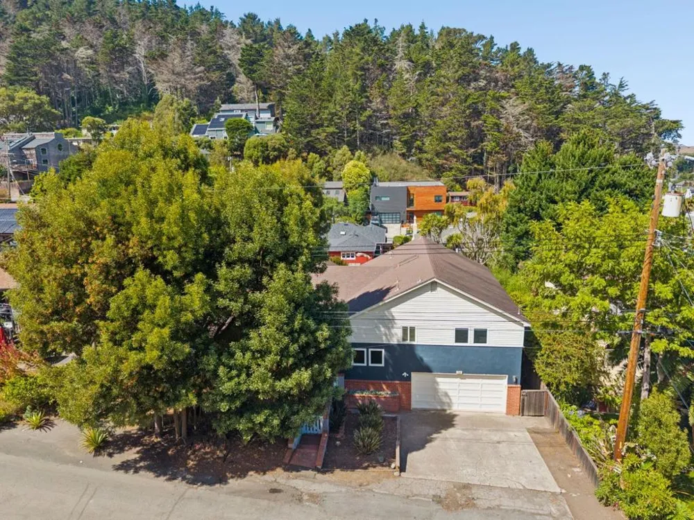 280 Angelita Avenue Pacifica, CA 94044