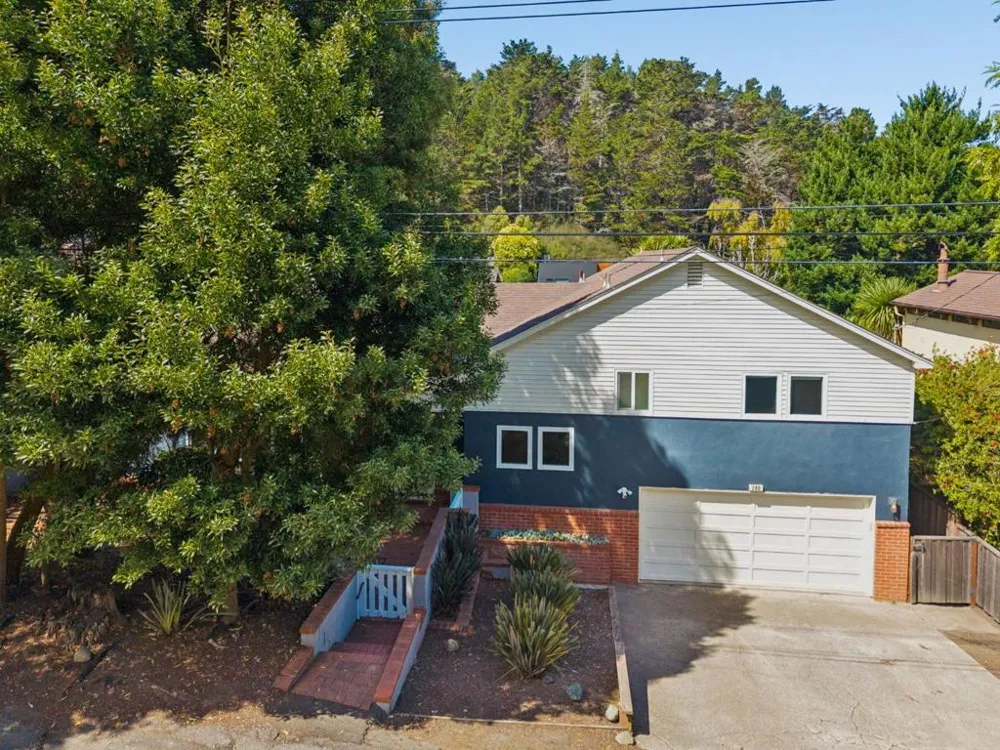 280 Angelita Avenue Pacifica, CA 94044