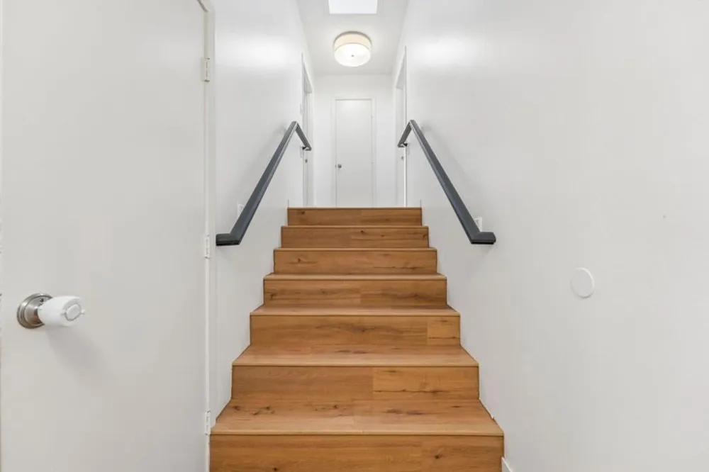 280 Angelita Avenue Pacifica, CA 94044