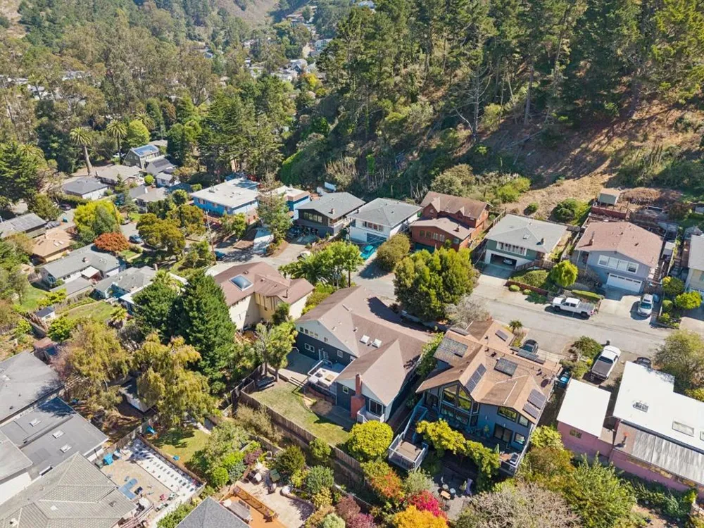 280 Angelita Avenue Pacifica, CA 94044