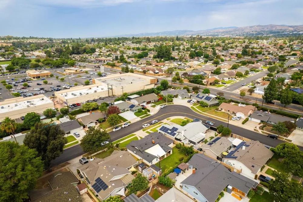 1826 Stanley Avenue Placentia, CA 92870