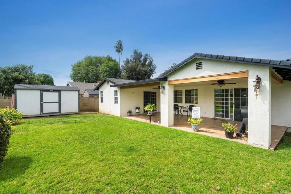 1826 Stanley Avenue Placentia, CA 92870
