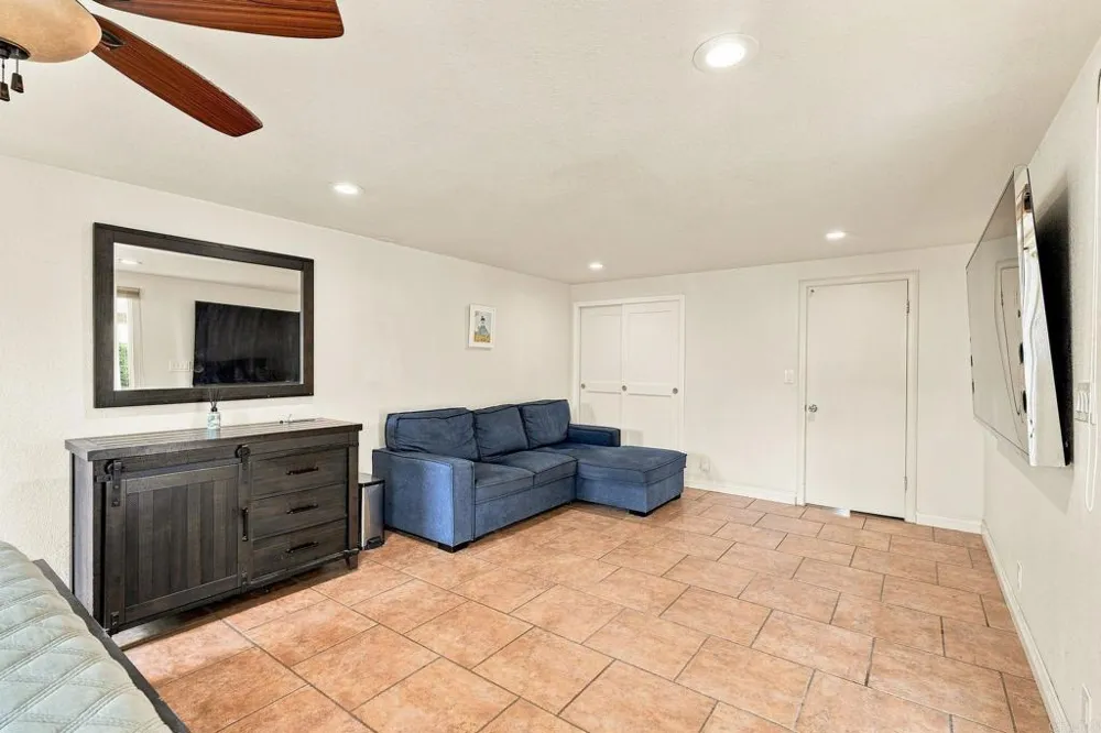 1826 Stanley Avenue Placentia, CA 92870