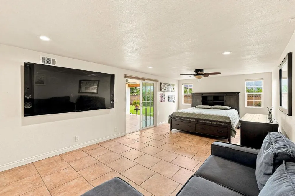 1826 Stanley Avenue Placentia, CA 92870