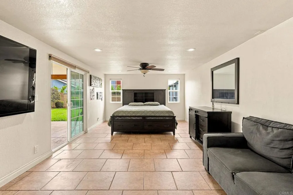 1826 Stanley Avenue Placentia, CA 92870