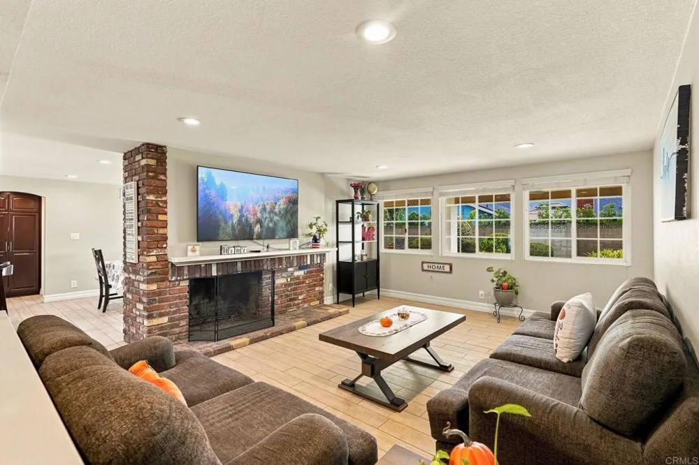 1826 Stanley Avenue Placentia, CA 92870