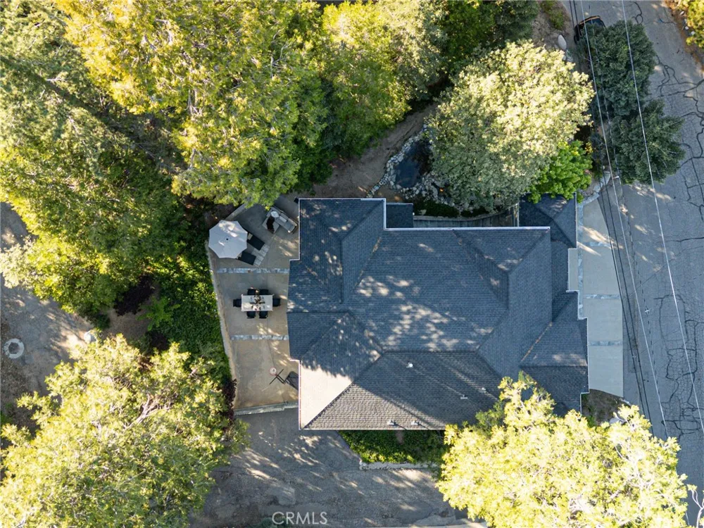 26385 Walnut Hills Drive Lake Arrowhead, CA 92352