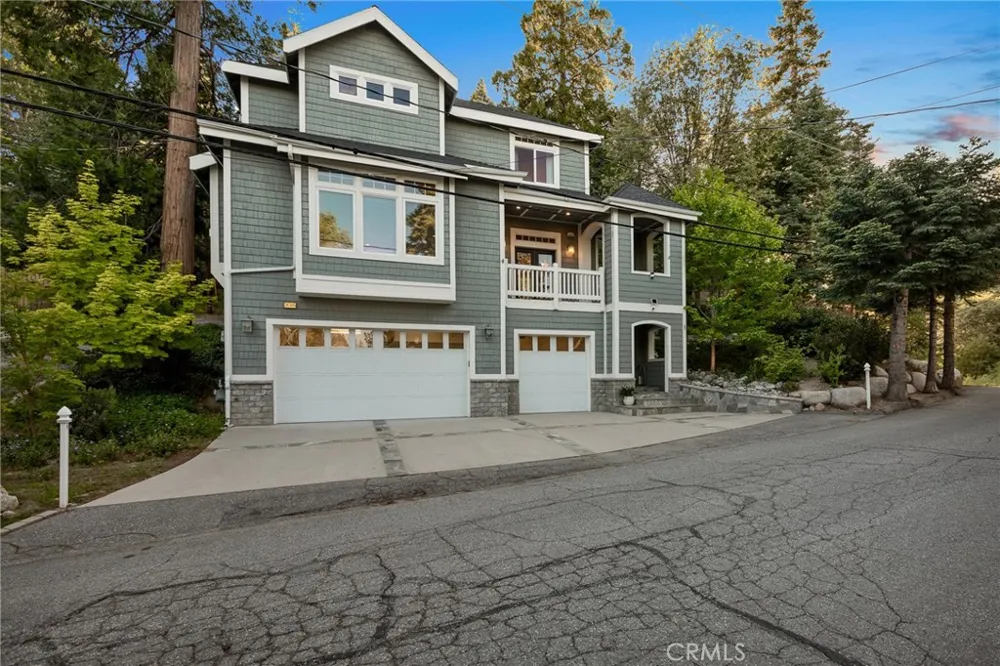 26385 Walnut Hills Drive Lake Arrowhead, CA 92352