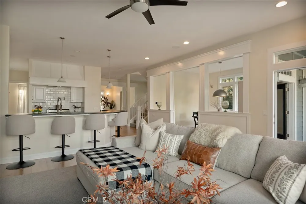 26385 Walnut Hills Drive Lake Arrowhead, CA 92352