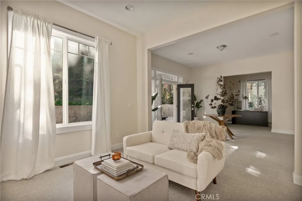 26385 Walnut Hills Drive Lake Arrowhead, CA 92352