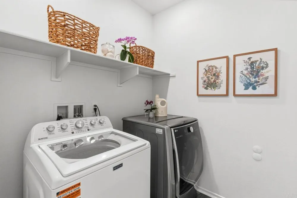 887 Brookdale Drive Vista, CA 92081