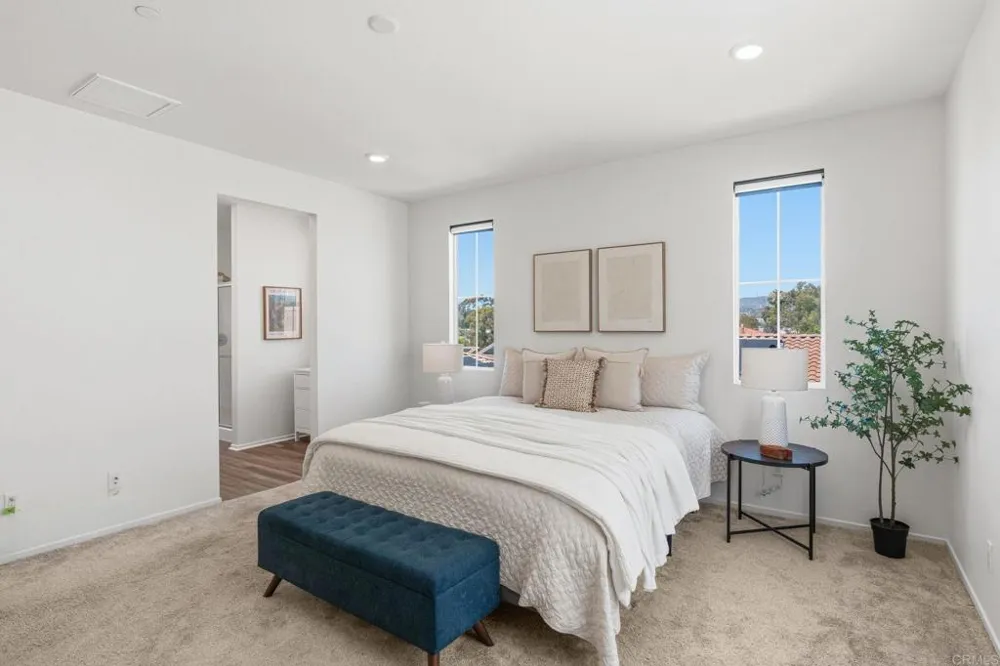 887 Brookdale Drive Vista, CA 92081