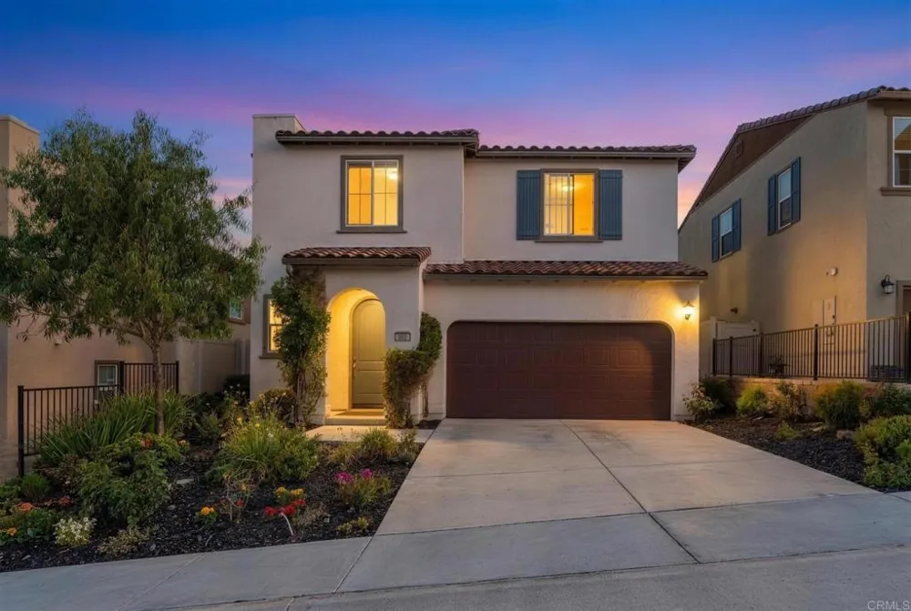 887 Brookdale Drive Vista, CA 92081