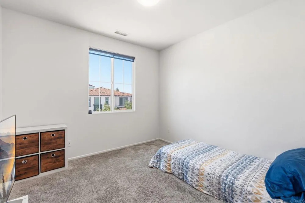 887 Brookdale Drive Vista, CA 92081