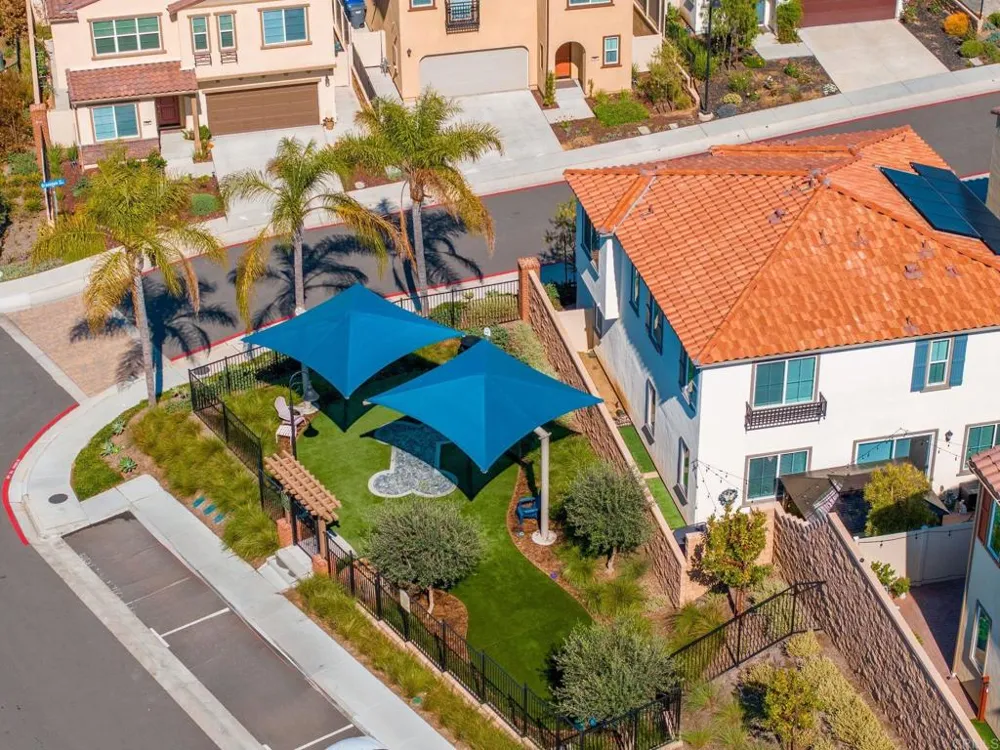 887 Brookdale Drive Vista, CA 92081