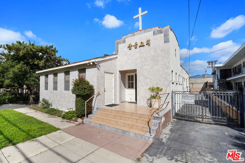 317 W Palmer Avenue Glendale, CA 91204