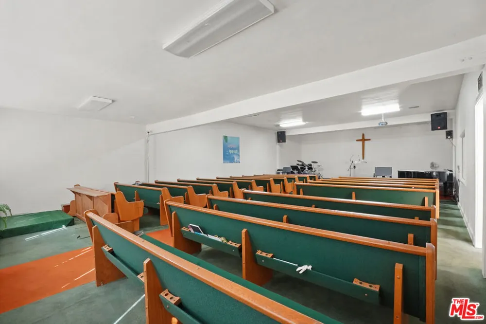 317 W Palmer Avenue Glendale, CA 91204