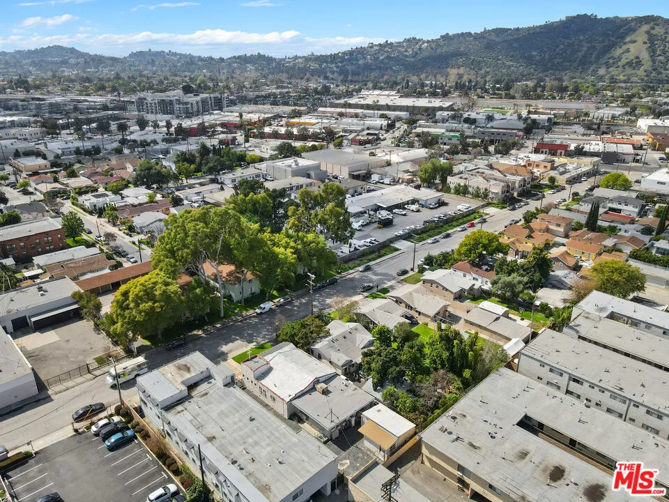 317 W Palmer Avenue Glendale, CA 91204