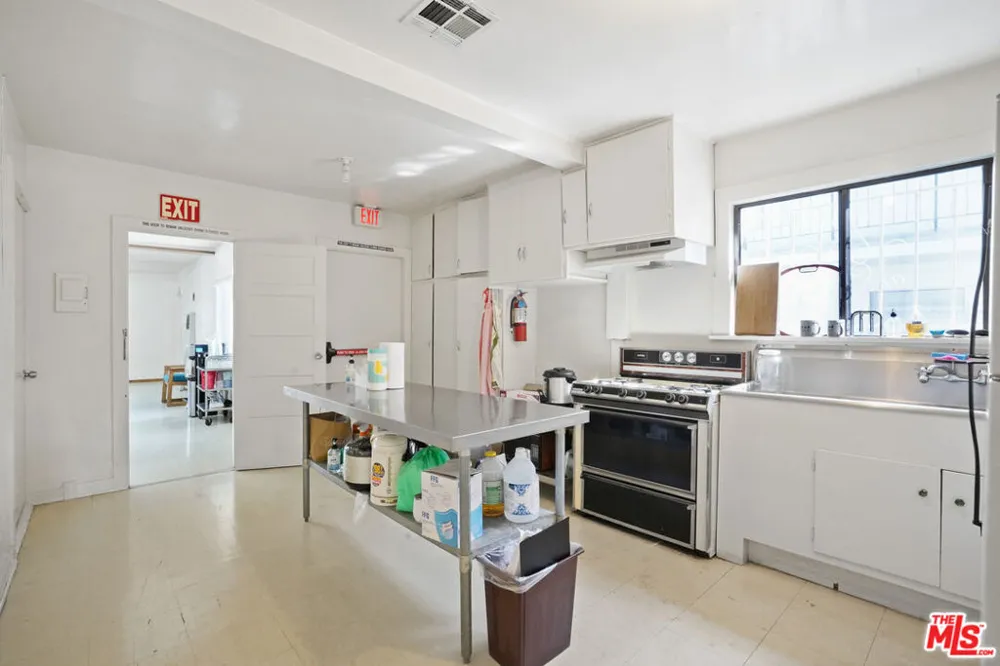 317 W Palmer Avenue Glendale, CA 91204