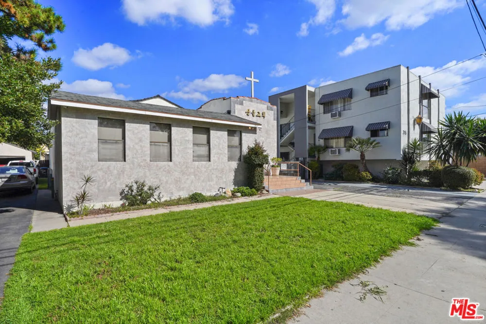 317 W Palmer Avenue Glendale, CA 91204