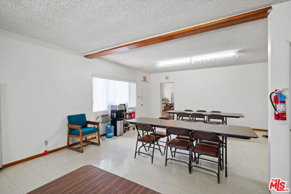 317 W Palmer Avenue Glendale, CA 91204