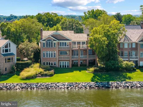 720 SOUTH RIVER LANDING ROAD