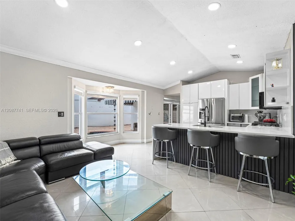 9781 SW 155th Ave Miami, FL 33196