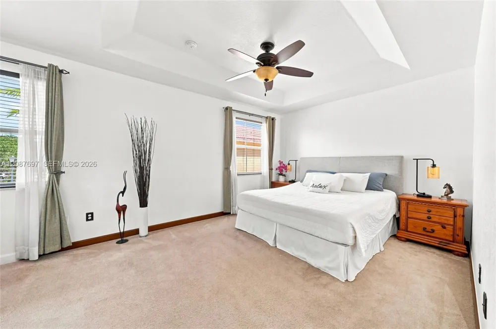 889 SW 151st Pl Miami, FL 33194