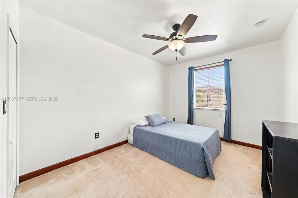 889 SW 151st Pl Miami, FL 33194