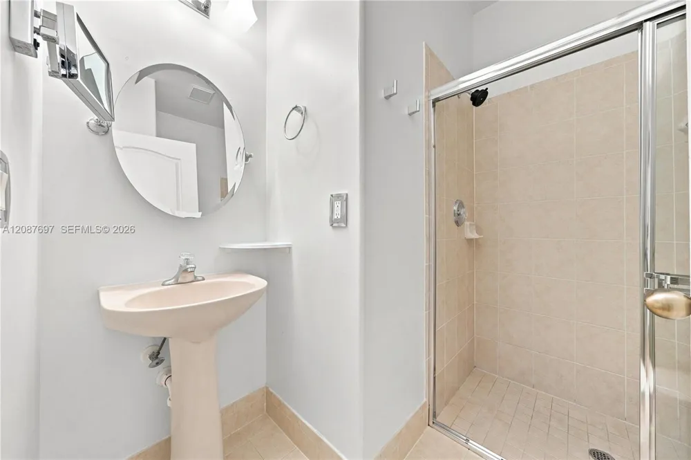 889 SW 151st Pl Miami, FL 33194
