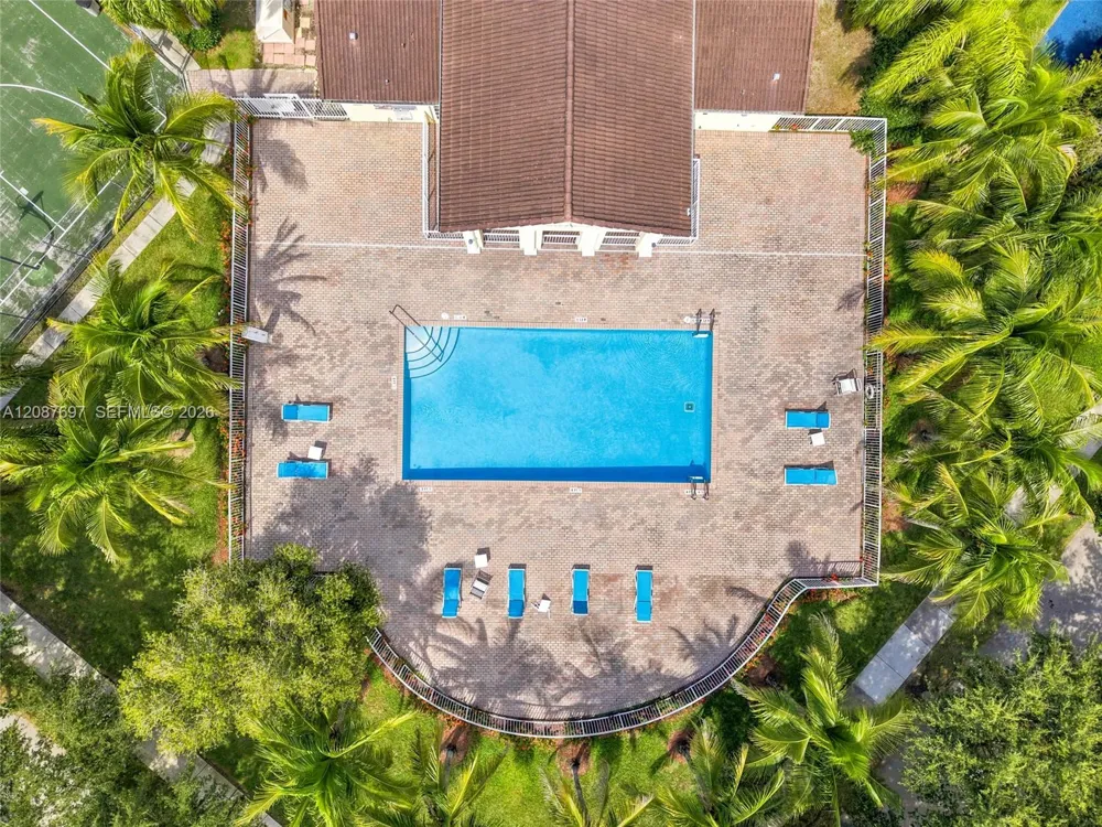889 SW 151st Pl Miami, FL 33194