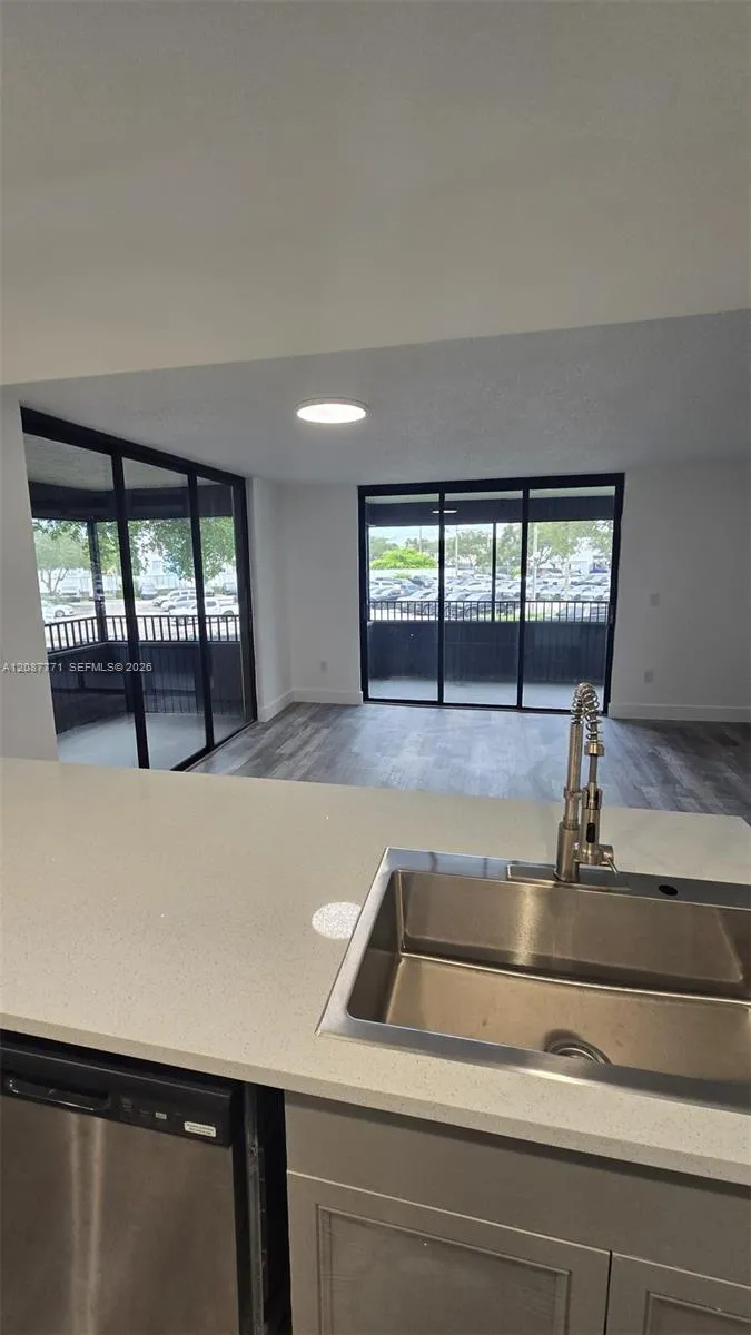 16220 NW 2nd Ave #211 Miami, FL 33169