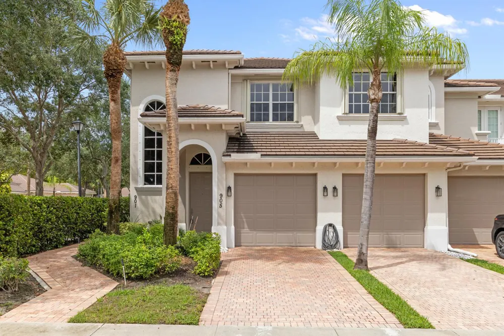 6380 BELLA CIRCLE #905 Boynton Beach, FL 33437
