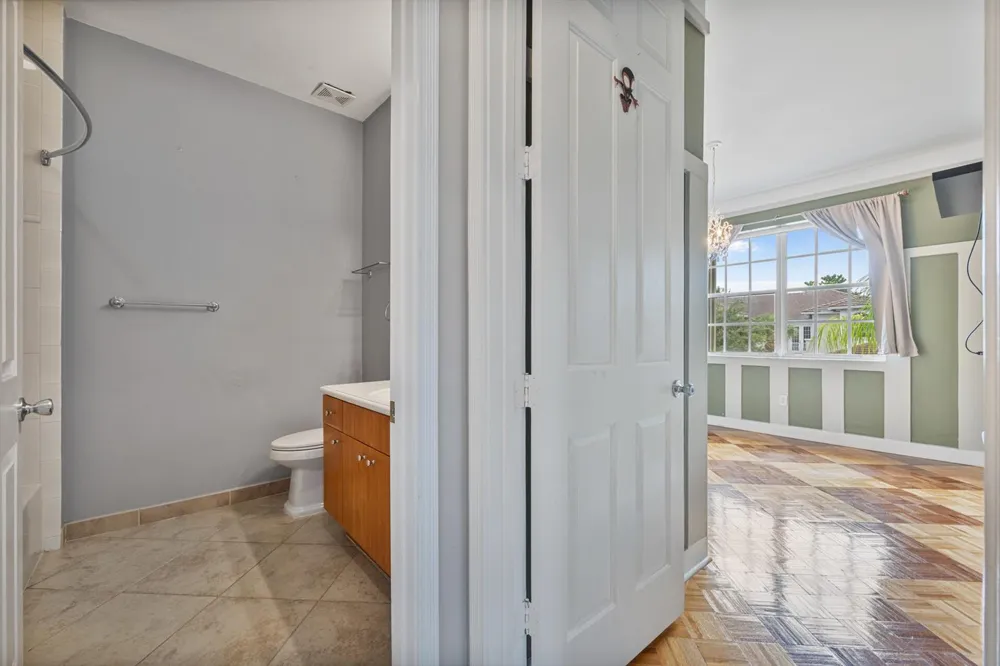 6380 BELLA CIRCLE #905 Boynton Beach, FL 33437